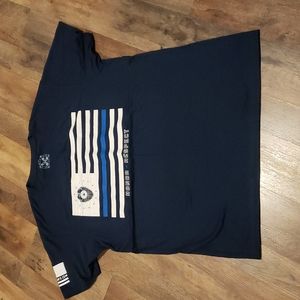 Howitzer NWOT t-shirt